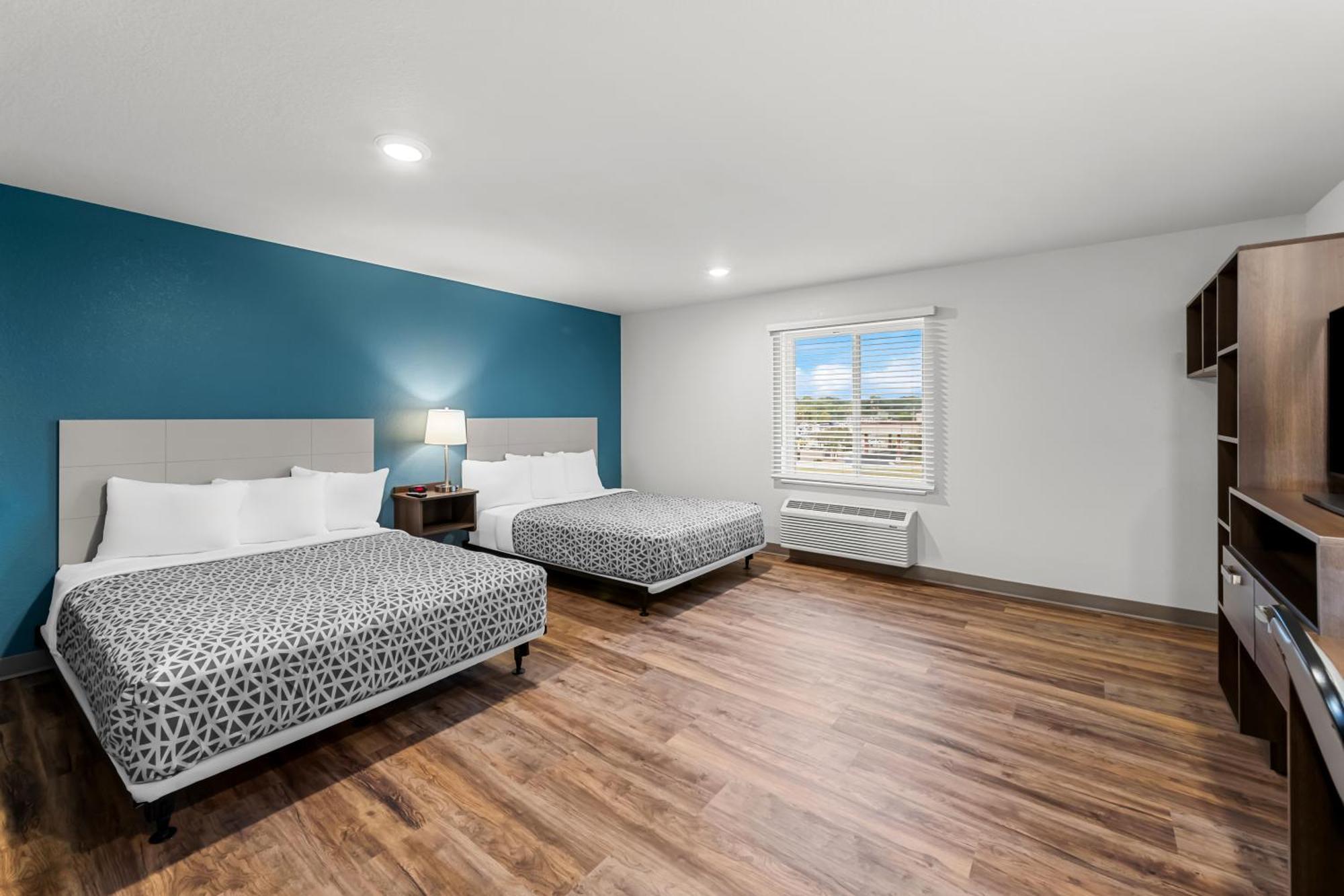Woodspring Suites Kansas City Airport Bagian luar foto