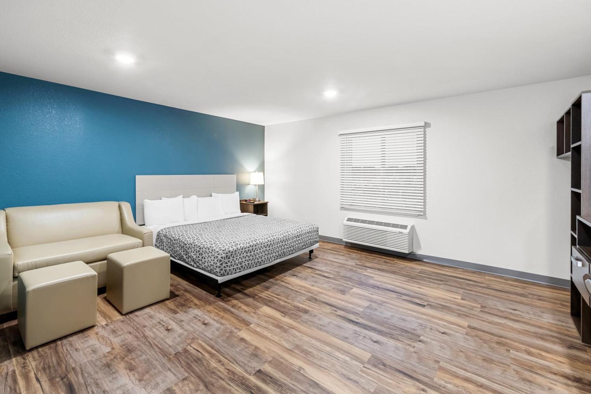 Woodspring Suites Kansas City Airport Bagian luar foto