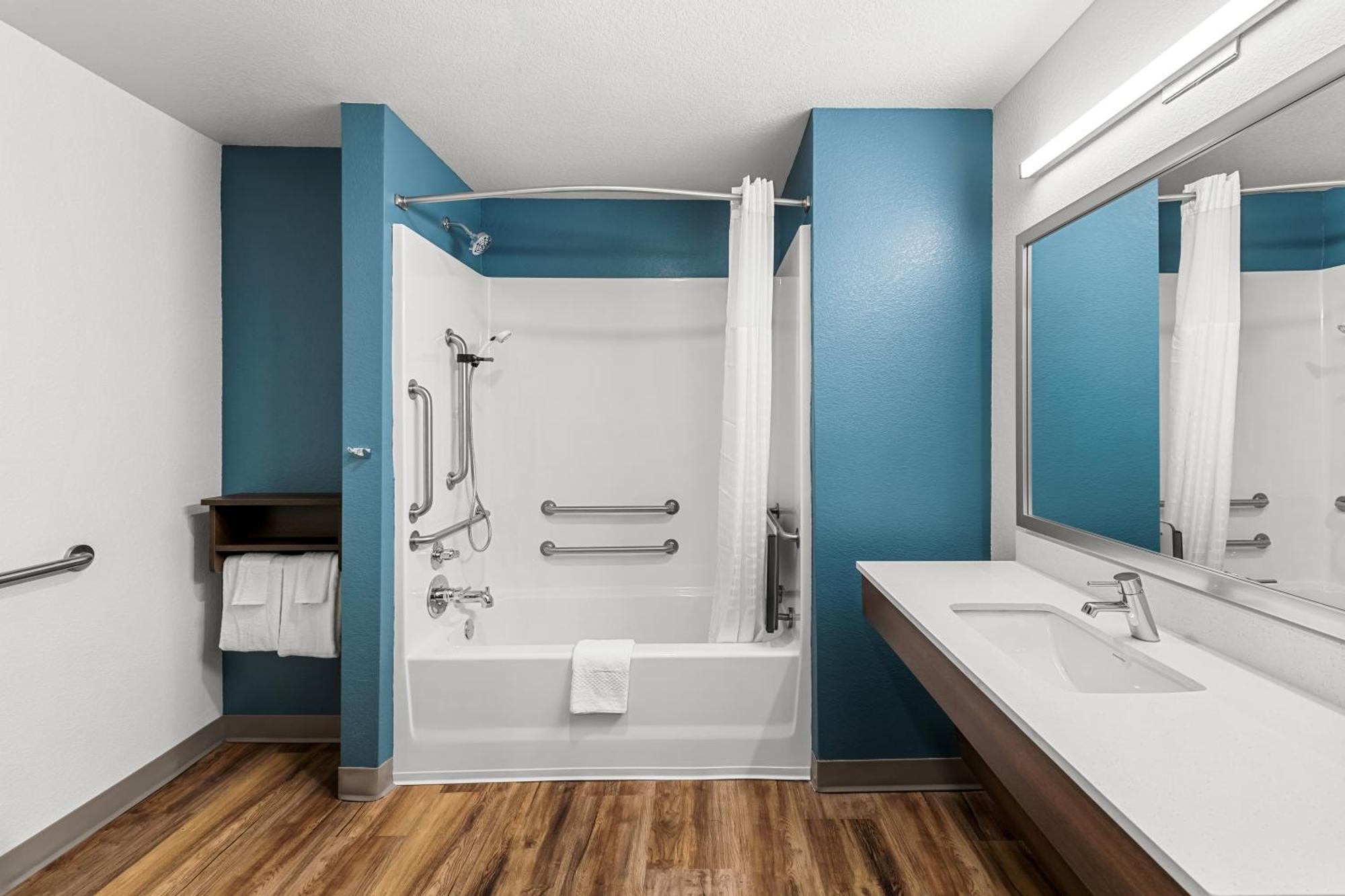 Woodspring Suites Kansas City Airport Bagian luar foto