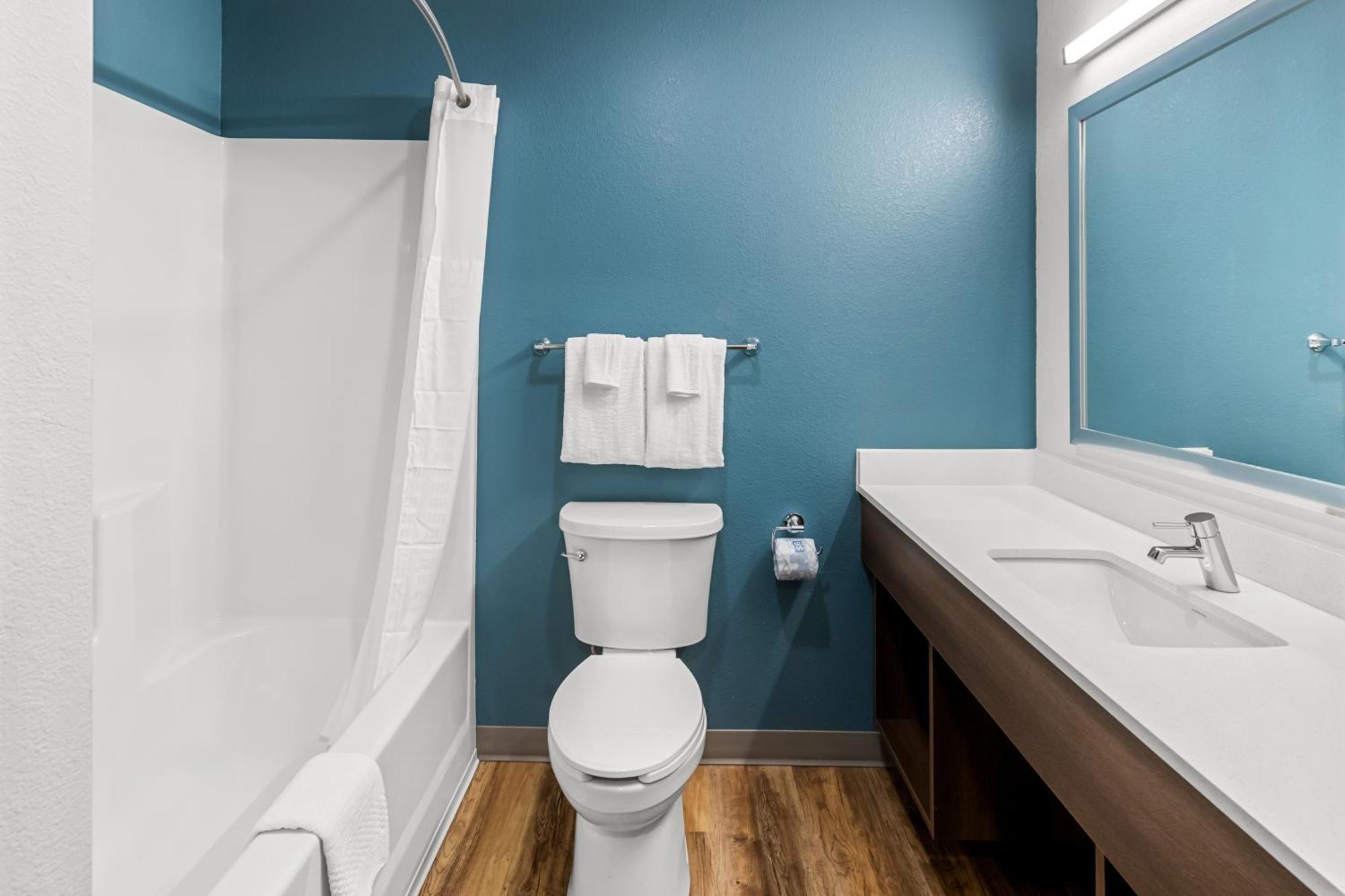 Woodspring Suites Kansas City Airport Bagian luar foto