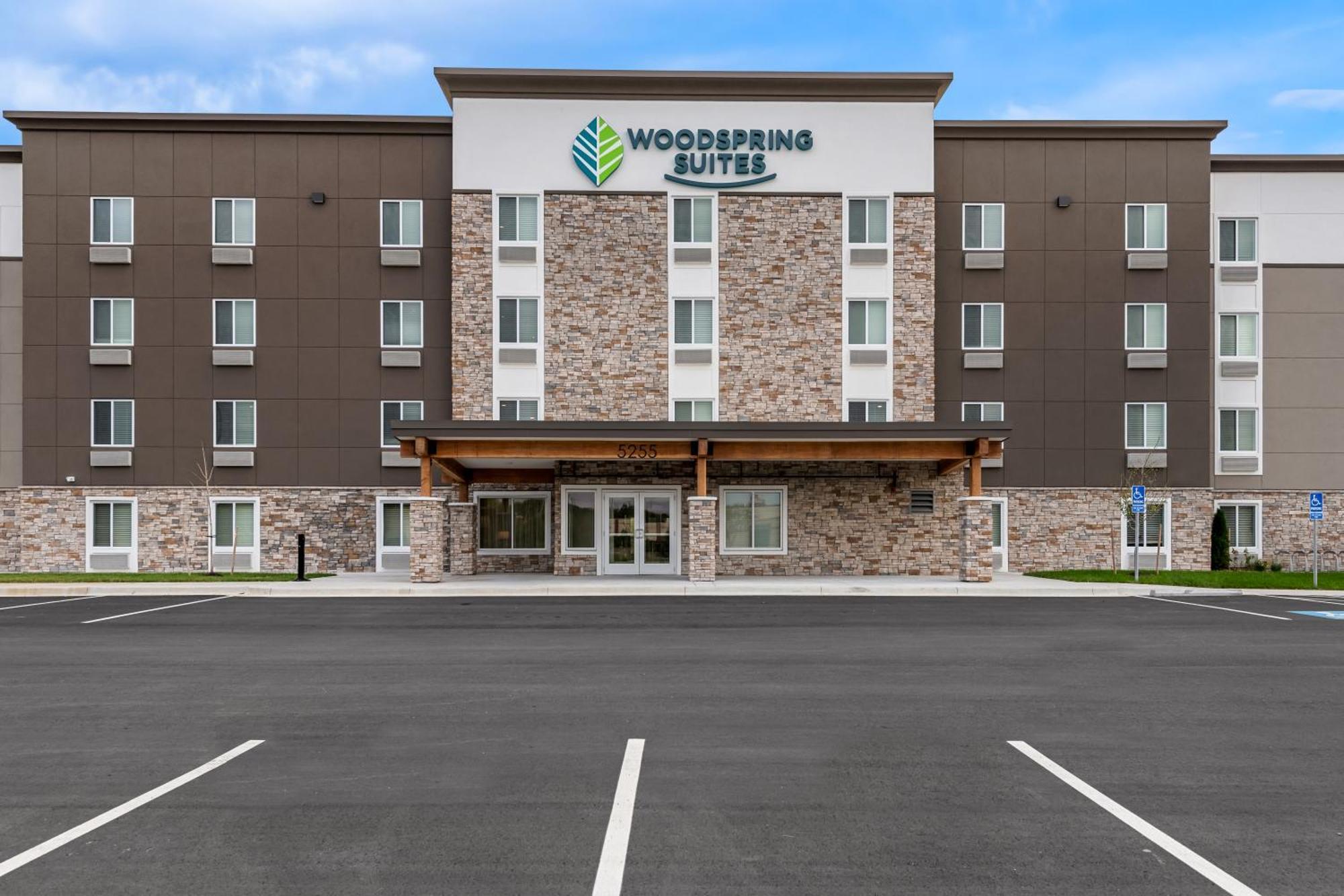 Woodspring Suites Kansas City Airport Bagian luar foto