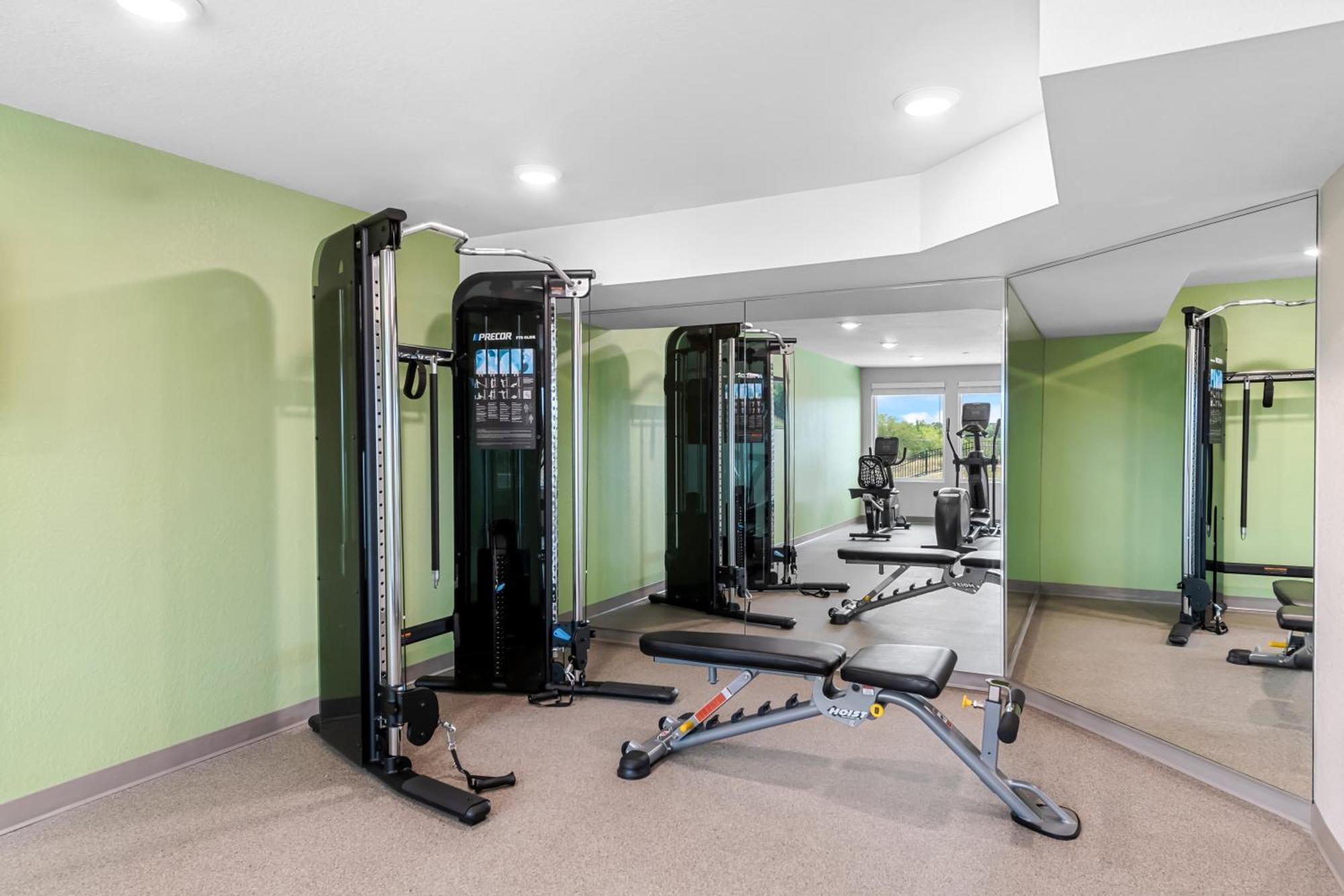 Woodspring Suites Kansas City Airport Bagian luar foto