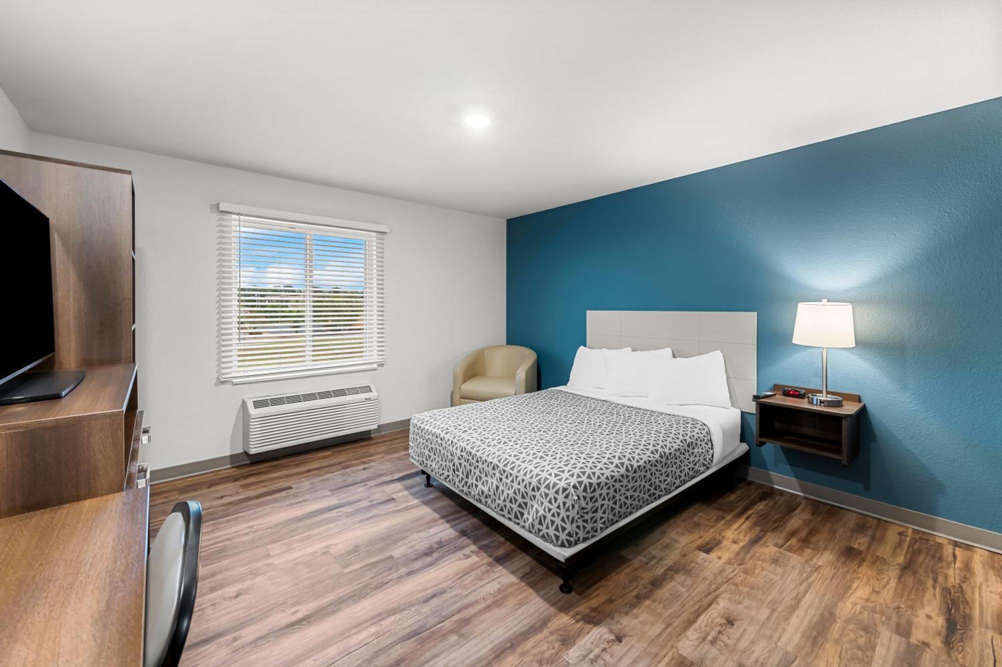 Woodspring Suites Kansas City Airport Bagian luar foto