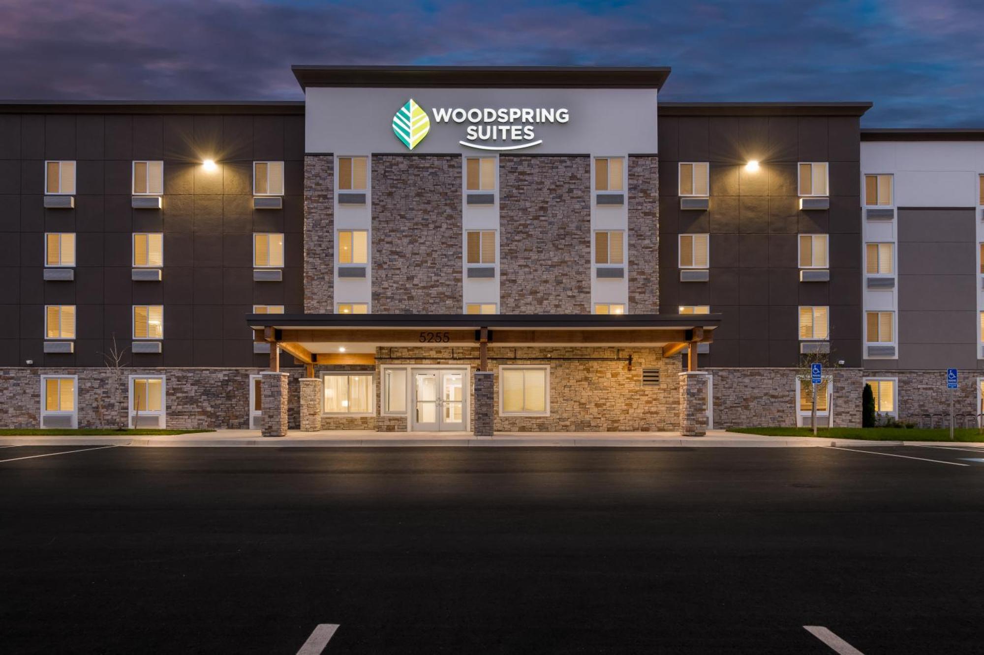 Woodspring Suites Kansas City Airport Bagian luar foto